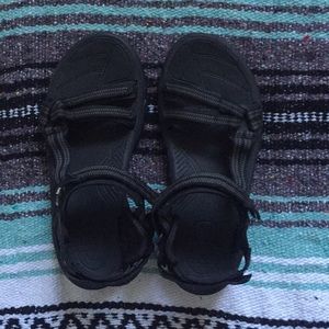Black Tevas size 8